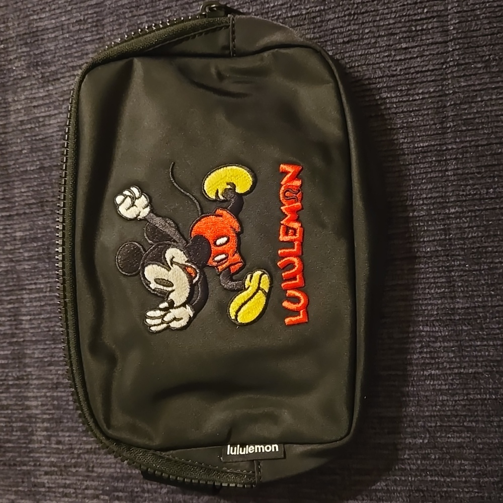 Lululemon Mickey Mouse Everywhere Belt Bag NWT